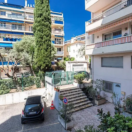 Martelly Furnished Flat Apartman