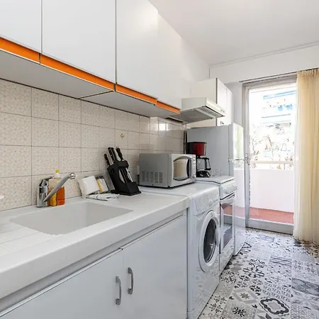 Martelly Furnished Flat דירה אנטיב
